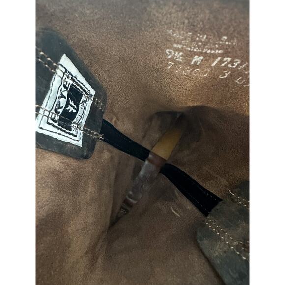 Frye Vintage Brown Leather Square Toe Harness BootSize 9.5 - Picture 10 of 13